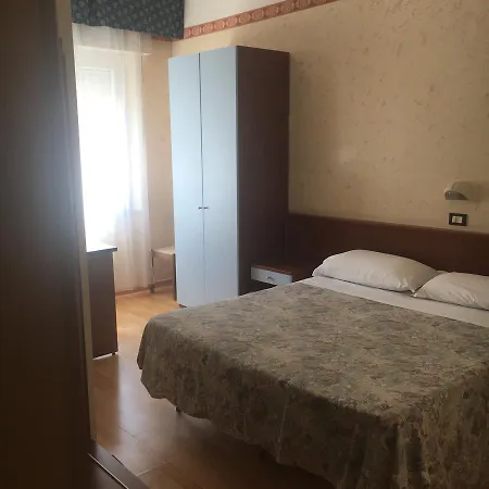 Hotel Alexander