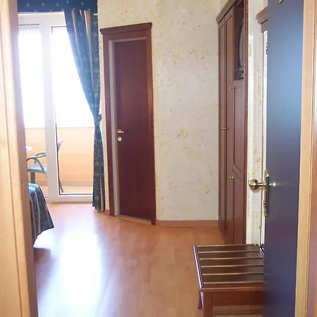 Alexander Hotell Rimini